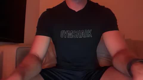 Snapshot of mcr8080 chatting on 03/25/26, 05:13 mcr8080 online show from 03/25/26, 05:13