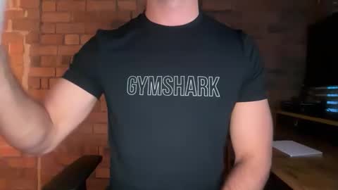 Snapshot of mcr8080 chatting on 04/15/26, 05:03 mcr8080 online show from 04/15/26, 05:03