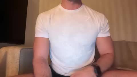 Snapshot of mcr8080 chatting on 04/21/26, 04:52 mcr8080 online show from 04/21/26, 04:52