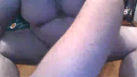 Snapshot of md2305 chatting on 06/12/26, 04:55 md2305 online show from 06/12/26, 04:55