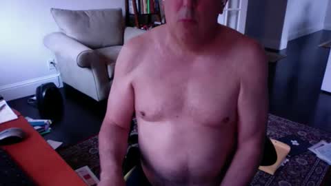 Snapshot of mdog9669 chatting on 05/17/26, 08:05 mdog9669 online show from 05/17/26, 08:05