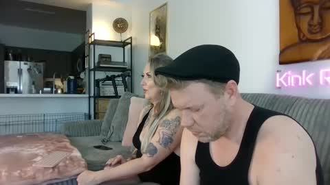 Snapshot of me2283 chatting on 02/26/25, 10:42 me2283 online show from 02/26/25, 10:42