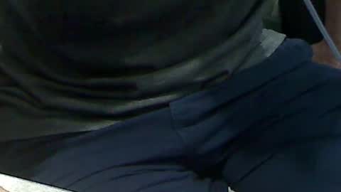 Snapshot of me510 chatting on 03/04/25, 04:27 me510 online show from 03/04/25, 04:27