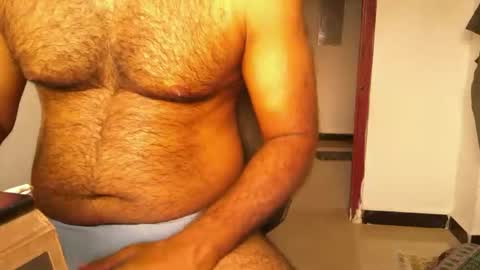 me_hai12 online show from 02/12/26, 12:11