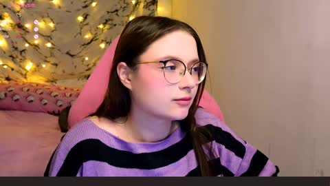 Snapshot of me_hanna chatting on 01/15/25, 10:46 Hanna online show from 01/15/25, 10:46