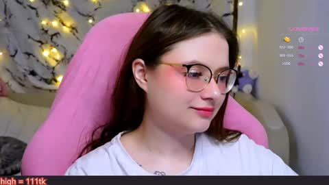 Snapshot of me_hanna chatting on 02/01/25, 10:44 Hanna online show from 02/01/25, 10:44