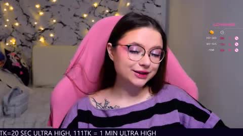 Snapshot of me_hanna chatting on 02/27/25, 10:20 Hanna online show from 02/27/25, 10:20