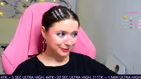 Snapshot of me_hanna chatting on 03/05/25, 10:43 Hanna online show from 03/05/25, 10:43