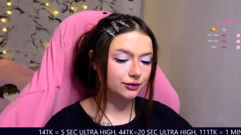 Snapshot of me_hanna chatting on 03/11/25, 11:59 Hanna online show from 03/11/25, 11:59