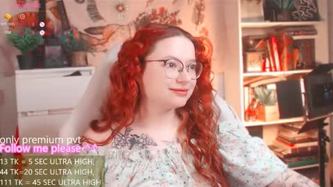 Snapshot of me_hanna chatting on 02/19/26, 04:08 Hanna online show from 02/19/26, 04:08