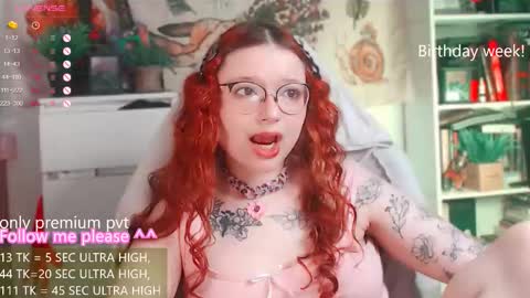 Snapshot of me_hanna chatting on 02/26/26, 03:49 Hanna online show from 02/26/26, 03:49