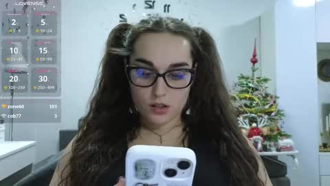 Snapshot of me_lissa_sun chatting on 12/10/24, 04:27 Melissa online show from 12/10/24, 04:27