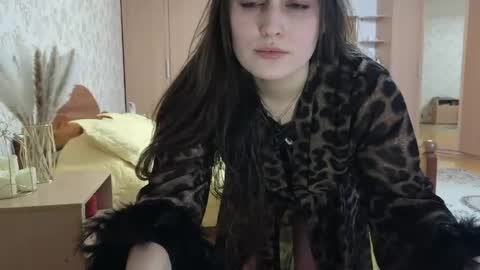 Snapshot of me_lissa_sun chatting on 01/29/25, 07:04 Melissa online show from 01/29/25, 07:04