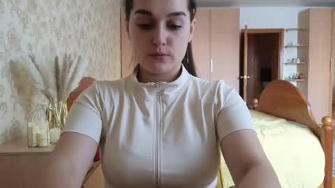 Snapshot of me_lissa_sun chatting on 02/07/25, 10:08 Melissa online show from 02/07/25, 10:08