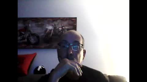 me at home online show from 10/12/25, 04:00