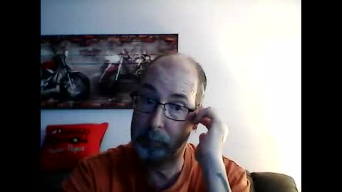 Snapshot of meathome3 chatting on 04/03/26, 12:14 me at home online show from 04/03/26, 12:14