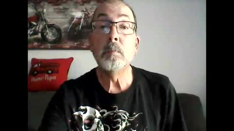 Snapshot of meathome3 chatting on 05/26/26, 09:44 me at home online show from 05/26/26, 09:44