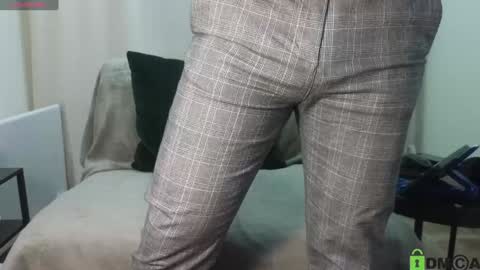 Meaty Roll online show from 02/08/25, 11:44