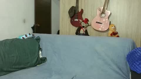 medellin morx online show from 10/08/25, 05:27