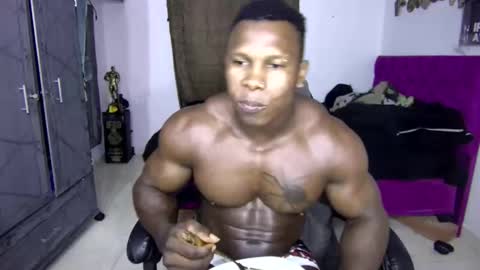 Snapshot of medellinblacx chatting on 10/25/25, 11:54 medellinblacx online show from 10/25/25, 11:54