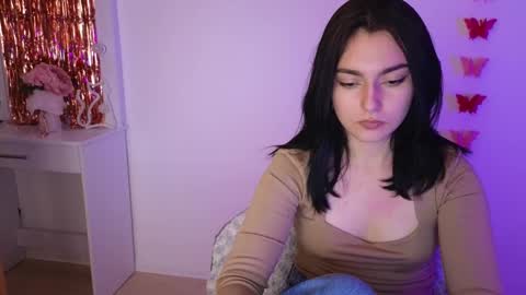 Dina online show from 03/10/25, 06:56