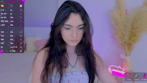 Snapshot of medina_andress chatting on 03/29/26, 08:09 Dina online show from 03/29/26, 08:09