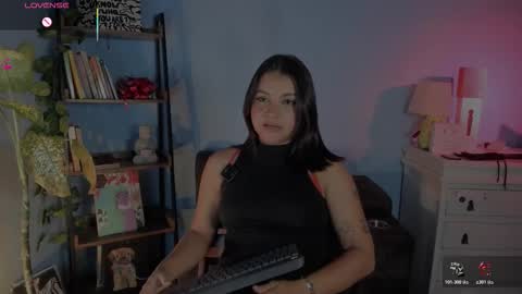 Snapshot of medusa_025 chatting on 03/08/26, 11:52 Coral online show from 03/08/26, 11:52