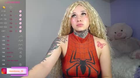 Snapshot of medusa_20 chatting on 12/23/24, 11:14 Johana online show from 12/23/24, 11:14