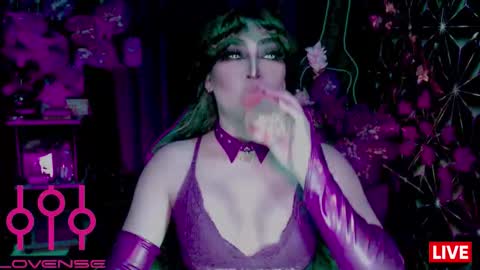 THE QUEEN ALPHA   Queen Medusa Prey online show from 02/03/26, 02:53