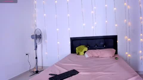 medussa13 online show from 03/05/25, 01:10