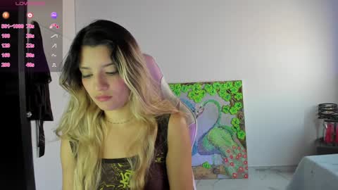 Snapshot of meduza_sexy_caramel chatting on 12/02/24, 03:14 Baio online show from 12/02/24, 03:14