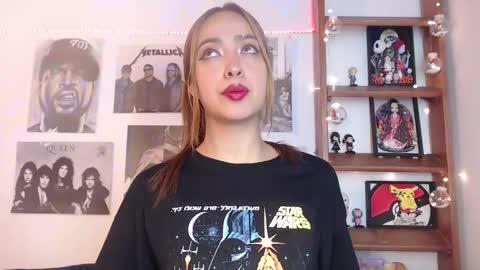 Snapshot of meeowlody chatting on 01/13/25, 04:41 Emily online show from 01/13/25, 04:41