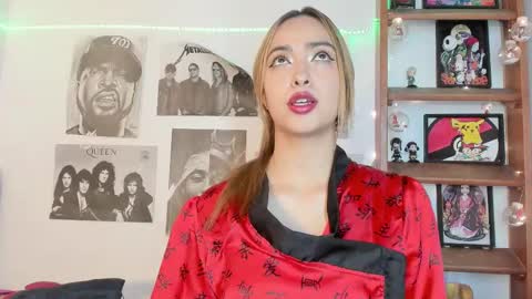 Snapshot of meeowlody chatting on 11/01/25, 09:06 Emily online show from 11/01/25, 09:06