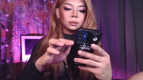 Snapshot of meetmehalfway888 chatting on 12/21/24, 03:31 GODDESS OF ALL GODDESSES online show from 12/21/24, 03:31