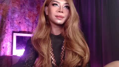 Snapshot of meetmehalfway888 chatting on 01/27/25, 02:24 GODDESS OF ALL GODDESSES online show from 01/27/25, 02:24