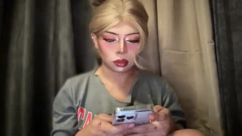 Snapshot of meetmehalfway888 chatting on 09/16/25, 05:41 GODDESS OF ALL GODDESSES online show from 09/16/25, 05:41