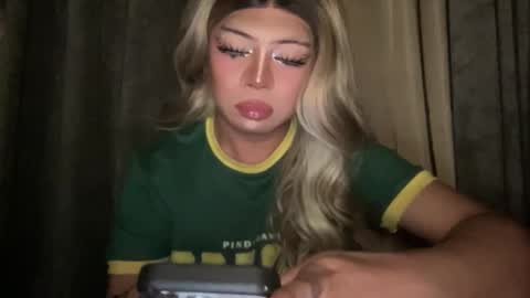 Snapshot of meetmehalfway888 chatting on 10/04/25, 03:48 GODDESS OF ALL GODDESSES online show from 10/04/25, 03:48