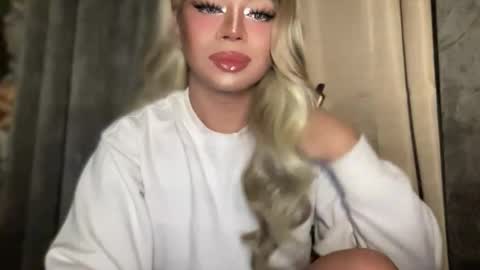 Snapshot of meetmehalfway888 chatting on 10/08/25, 10:24 GODDESS OF ALL GODDESSES online show from 10/08/25, 10:24