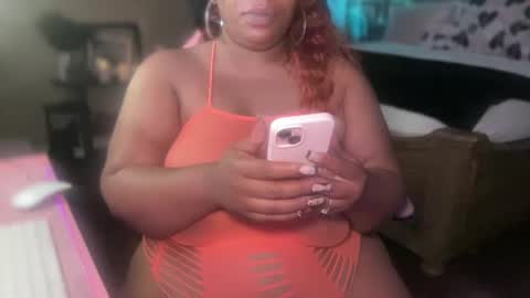 Snapshot of meetsouthernpeach chatting on 09/24/25, 03:21 Southern Peach online show from 09/24/25, 03:21