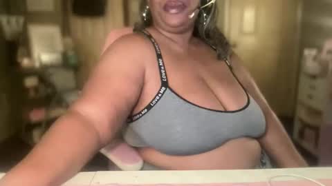 Southern Peach online show from 12/02/25, 04:35