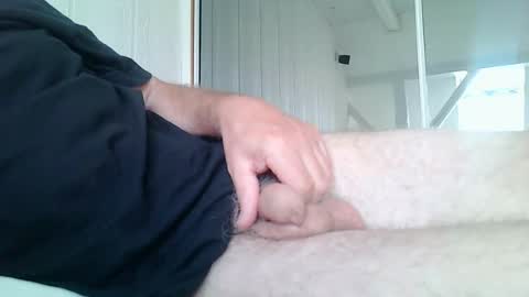 Snapshot of meforu21 chatting on 07/17/26, 01:40 meforu21 online show from 07/17/26, 01:40
