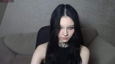 Snapshot of mefwhore chatting on 03/01/25, 02:15 mefwhOre online show from 03/01/25, 02:15
