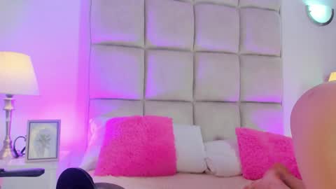 megaan_rouse online show from 05/28/26, 12:46