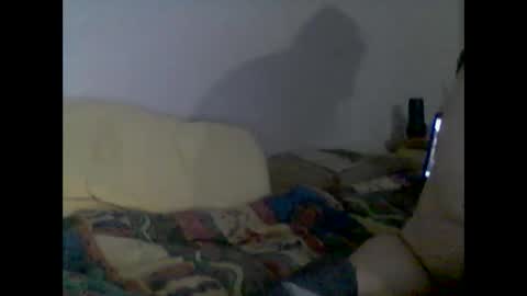 Snapshot of megaloxuan chatting on 11/09/25, 09:24 Rockloud online show from 11/09/25, 09:24