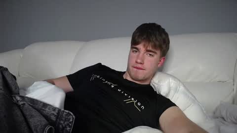 Max online show from 12/30/24, 12:22