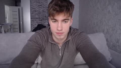 Max online show from 02/11/25, 02:24