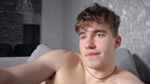 Max online show from 02/11/25, 05:29