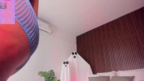 megan online show from 10/05/25, 02:26