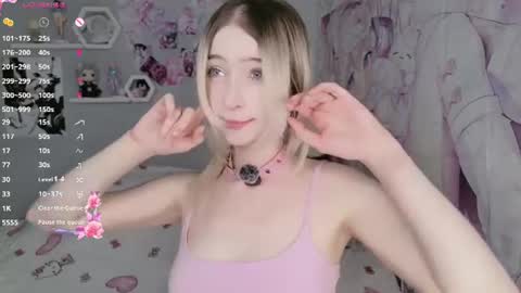 Snapshot of megan__ami chatting on 06/20/26, 02:20 Megan online show from 06/20/26, 02:20