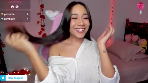 Megan online show from 11/18/25, 11:15